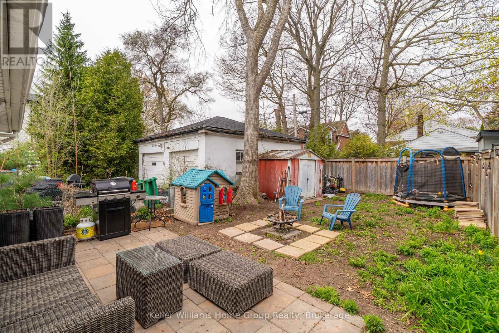 179 Angelene Street, Mississauga, Ontario  L5G 1X1 - Photo 30 - W12136896