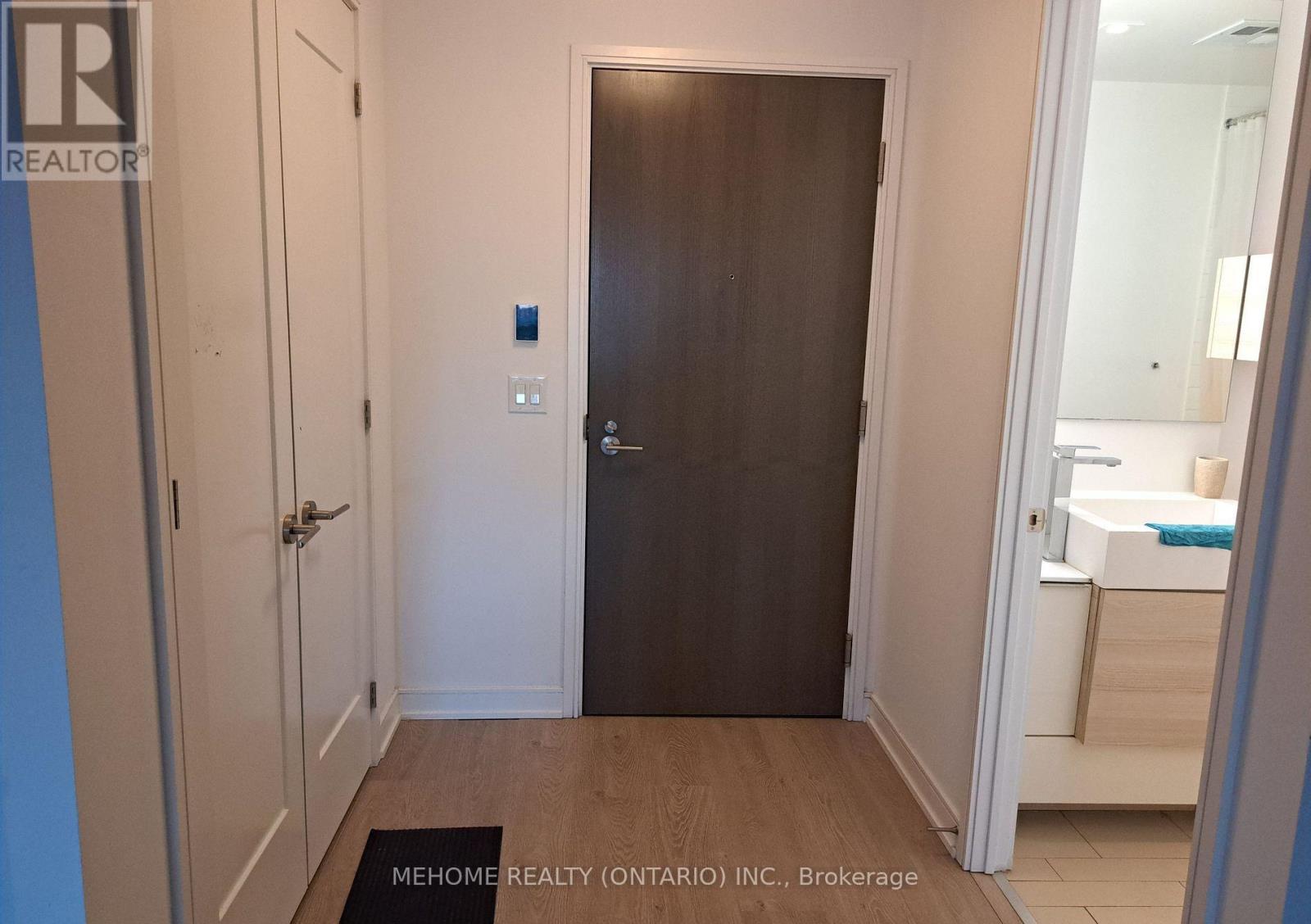 2403 - 88 Scott Street, Toronto, Ontario  M5E 0A9 - Photo 4 - C12136488