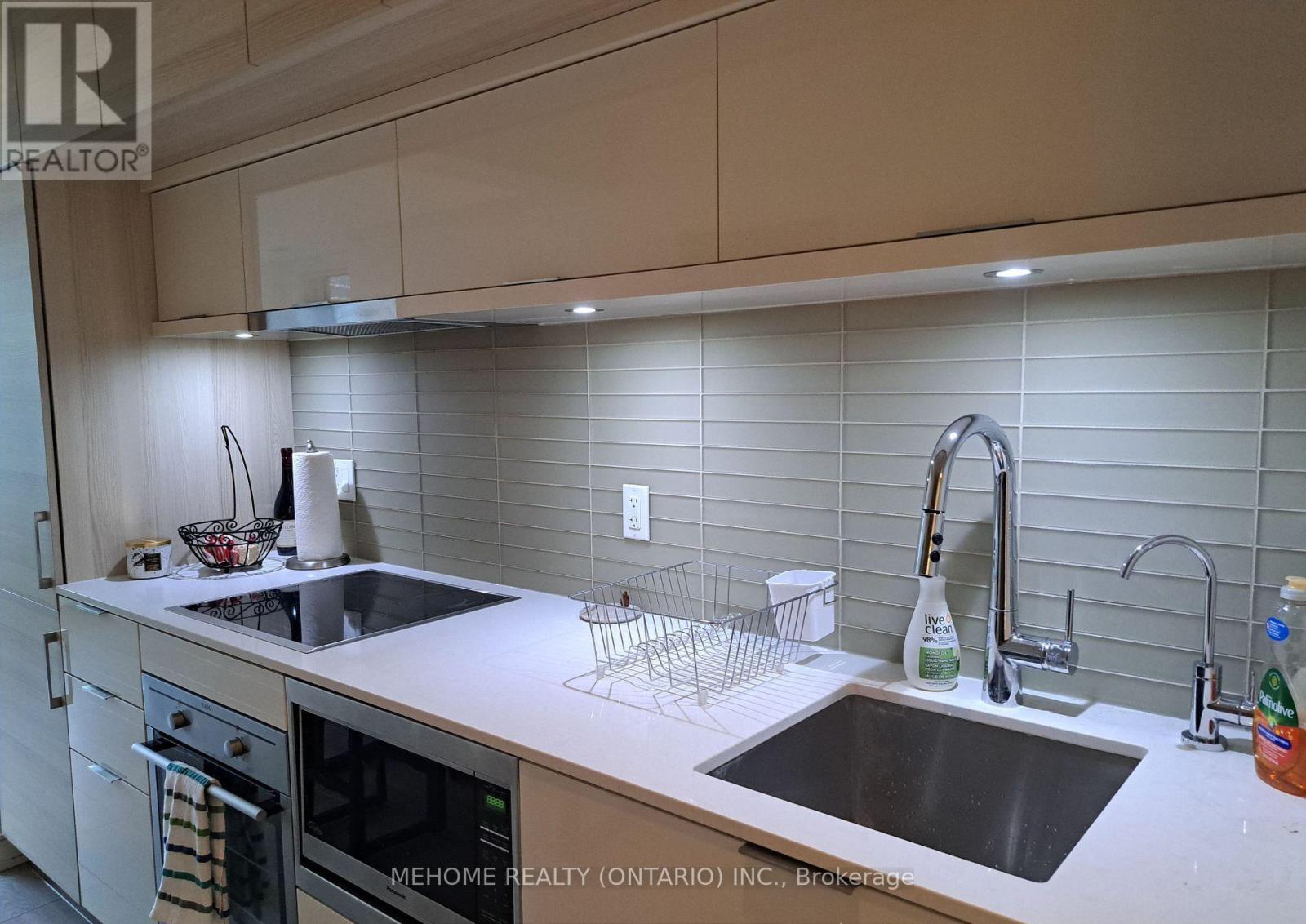 2403 - 88 Scott Street, Toronto, Ontario  M5E 0A9 - Photo 6 - C12136488