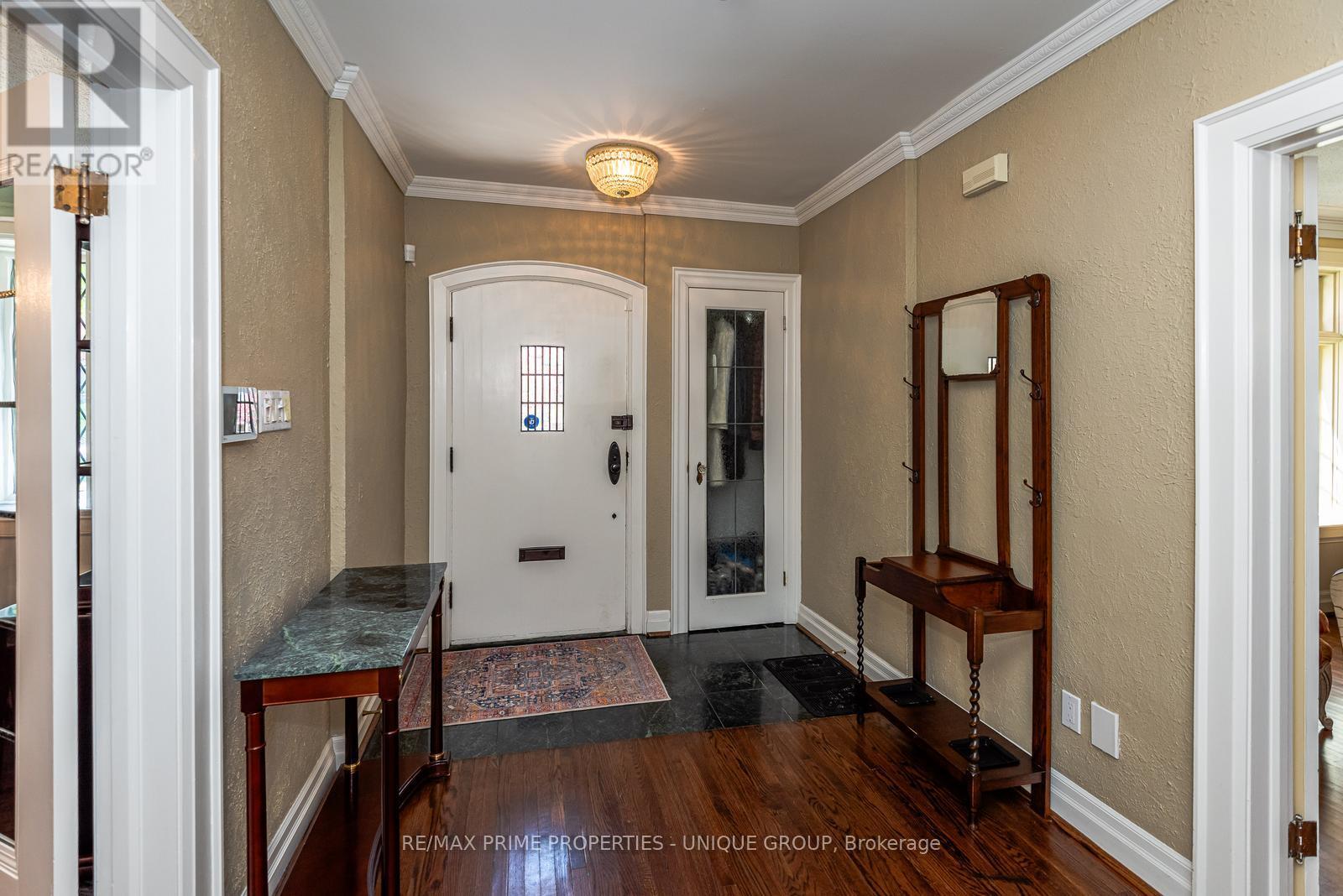 Property at 115 GLENAYR ROAD image 3