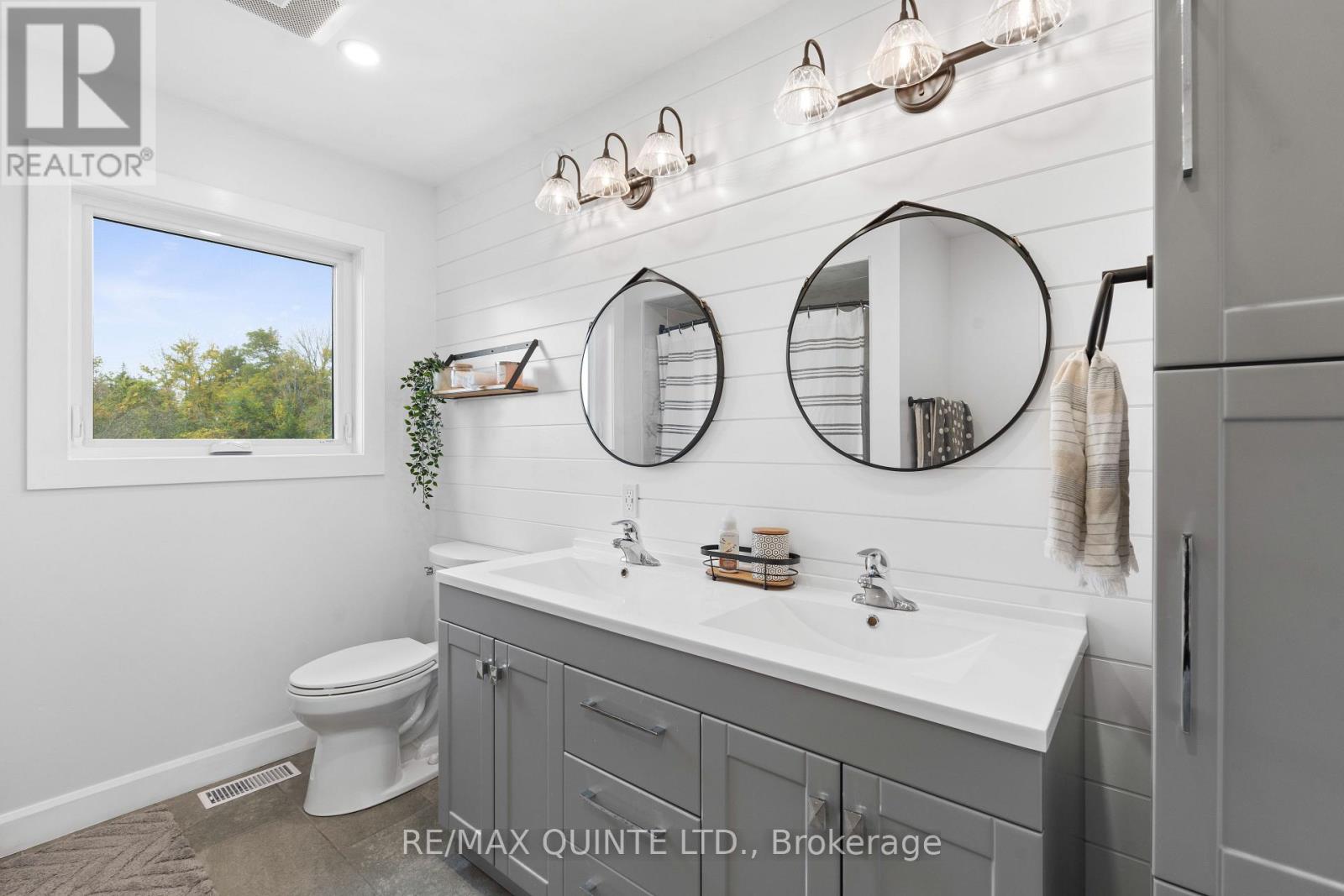 1467 County Road 19, Prince Edward County, Ontario  K0K 1T0 - Photo 10 - X12136876