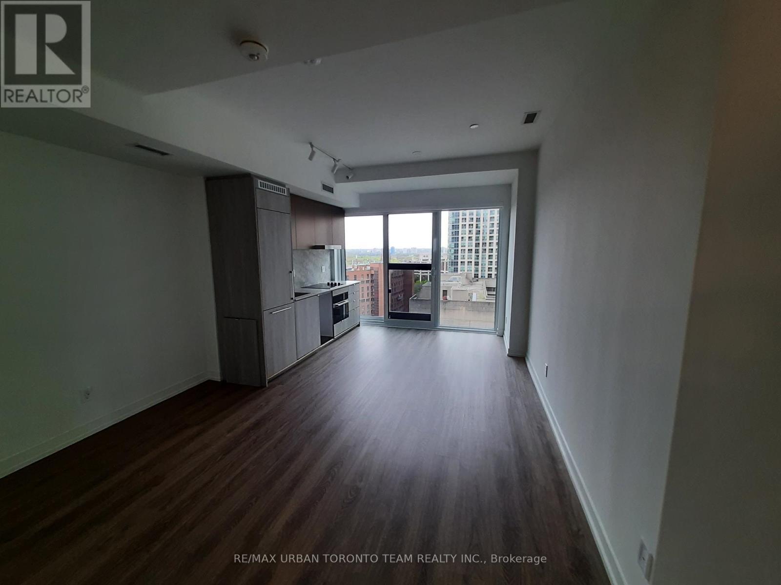 2111 - 771 Yonge Street, Toronto, Ontario  M4W 2G4 - Photo 4 - C12136733