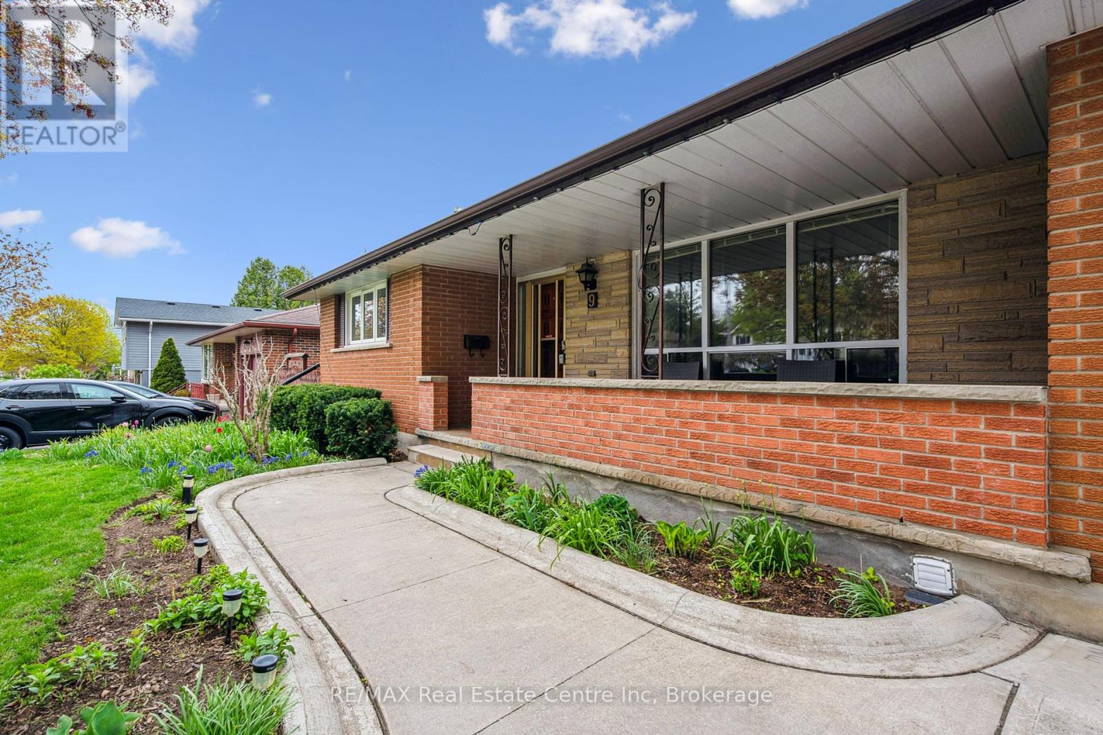 9 Flanders Road, Guelph, Ontario  N1G 1V8 - Photo 7 - X12136790