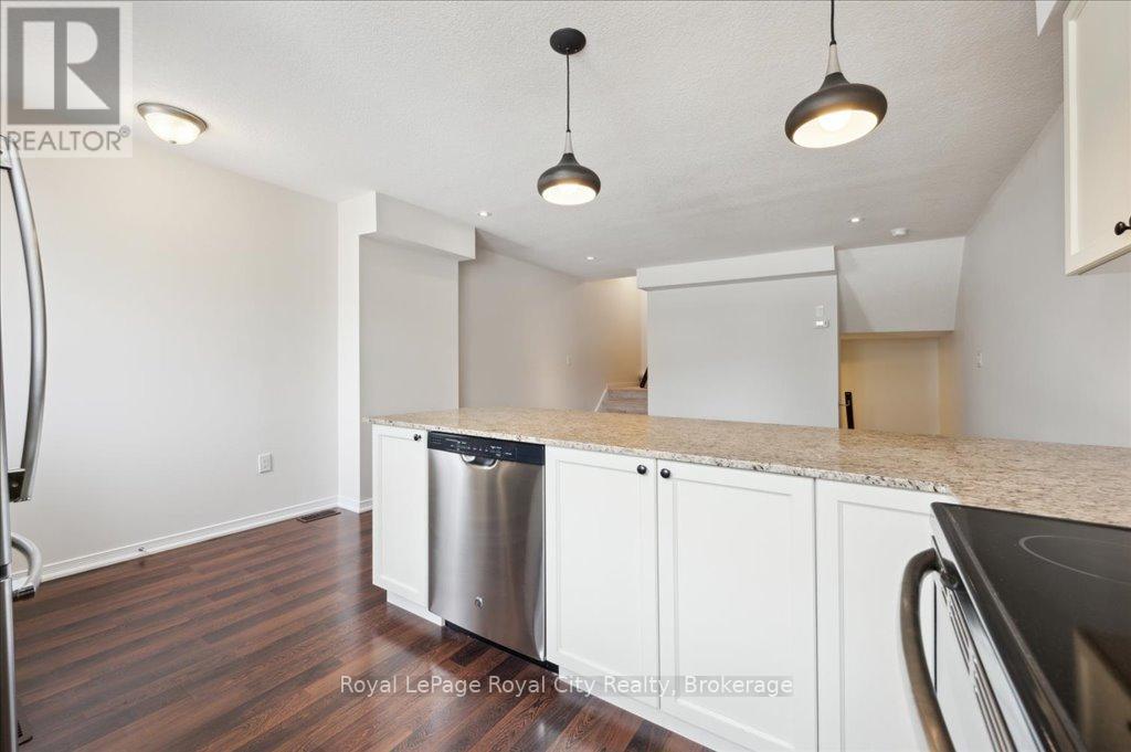 86 - 701 Homer Watson Boulevard, Kitchener, Ontario  N2C 0B5 - Photo 13 - X12136869