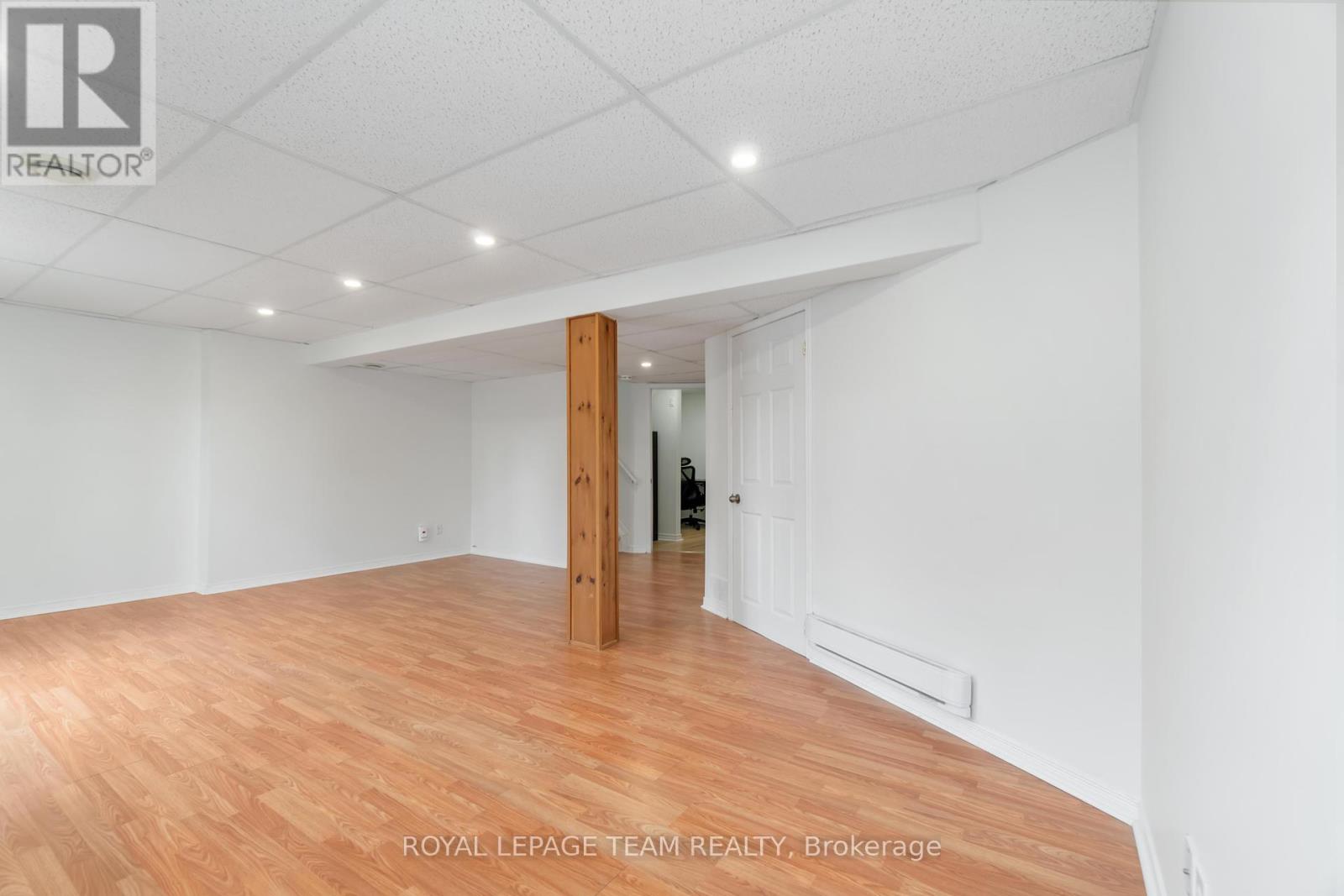 403 Crystal Court, Clarence-Rockland, Ontario  K4K 0A1 - Photo 32 - X12136756