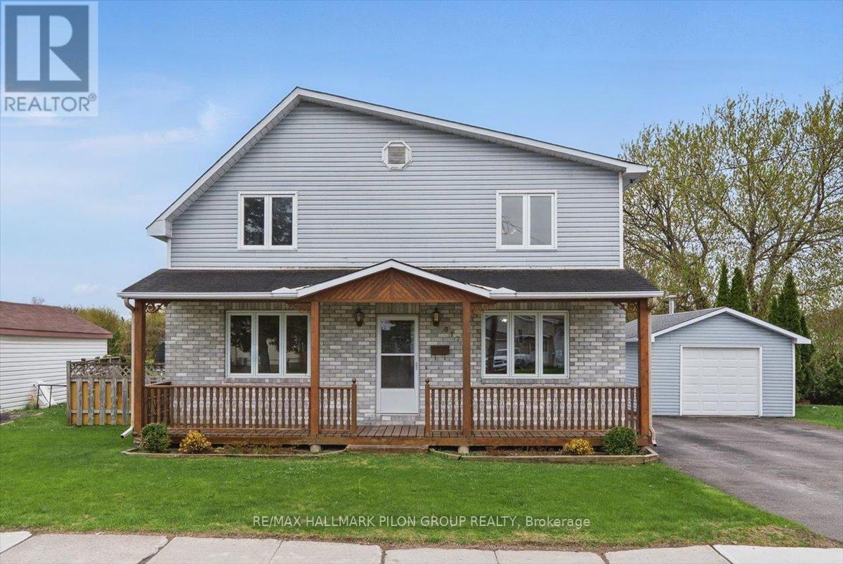 Property at 617 LAURIER STREET image 1