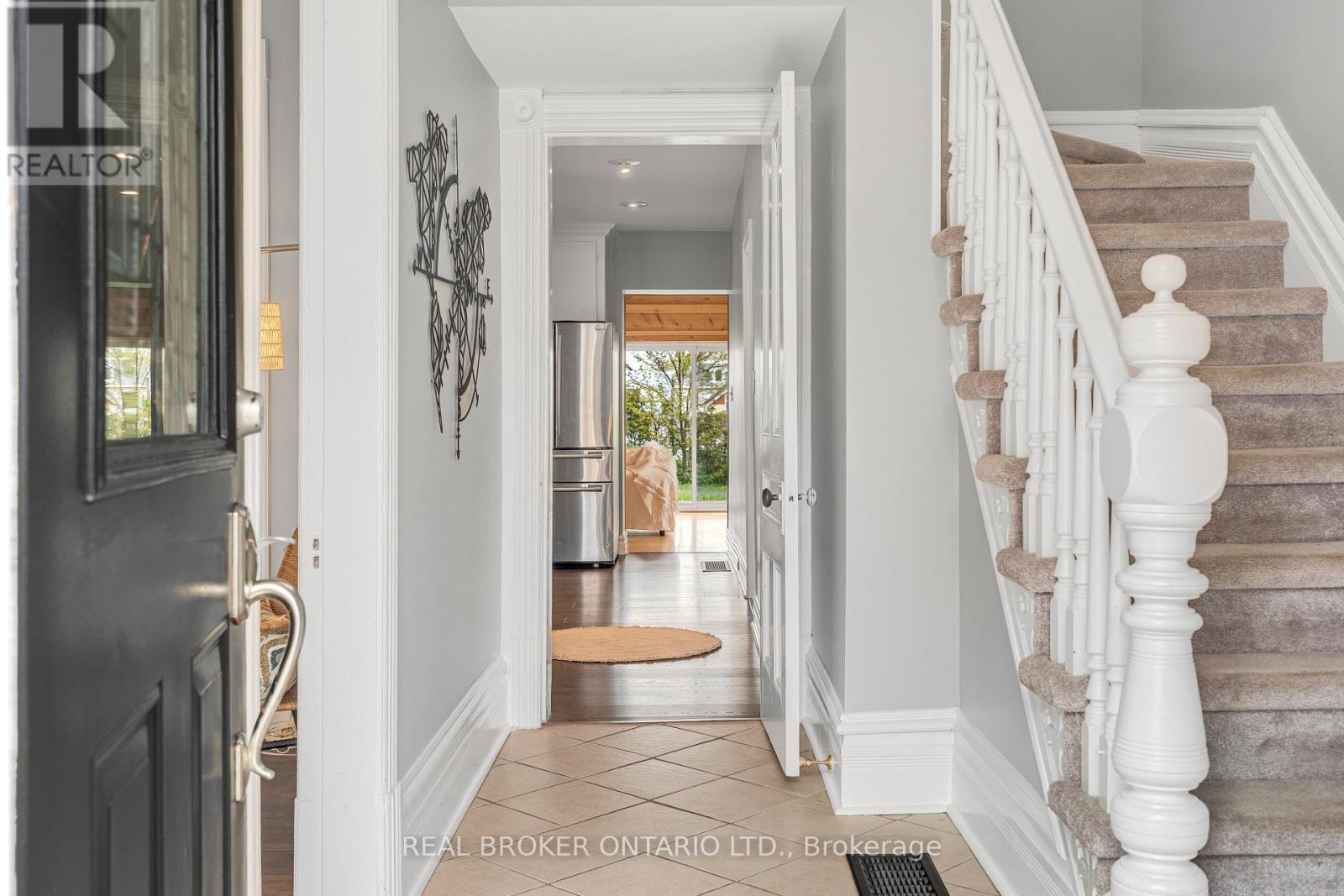 61 Charles Street, Carleton Place, Ontario  K7C 2Y2 - Photo 6 - X12136916