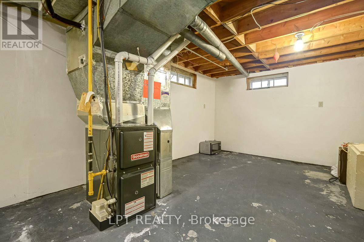 1279 Livingstone Avenue, Ottawa, Ontario  K1H 7P7 - Photo 30 - X12136929