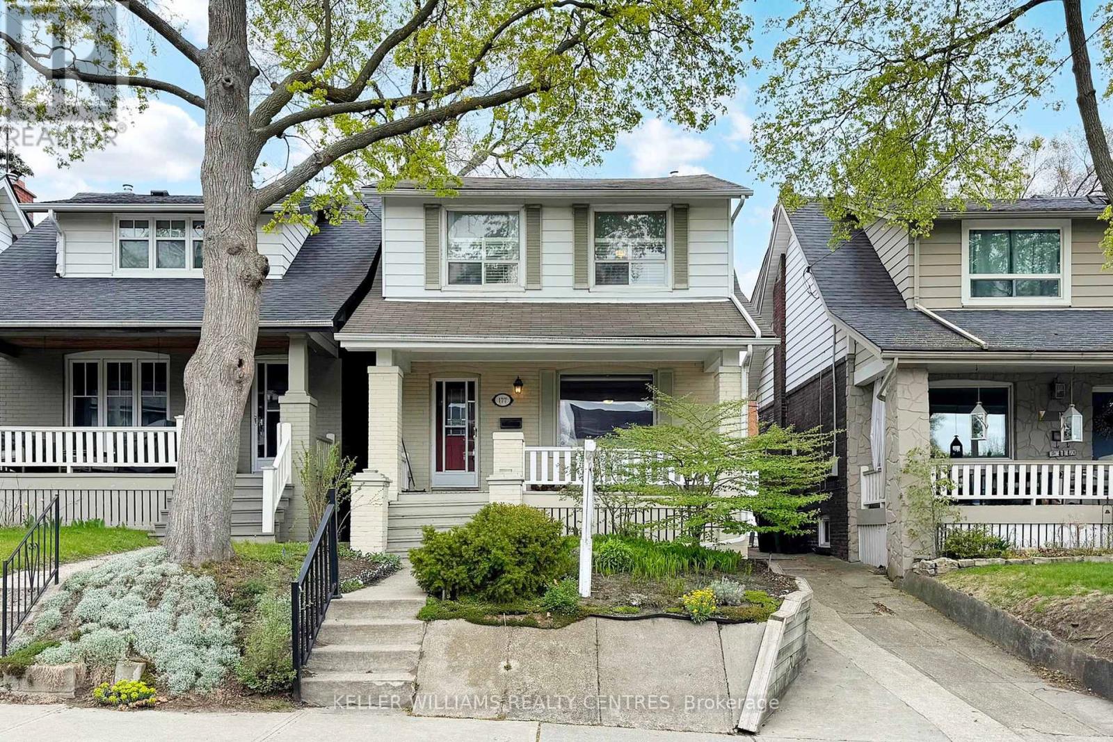 177 BROOKSIDE DRIVE, Toronto, Ontario
