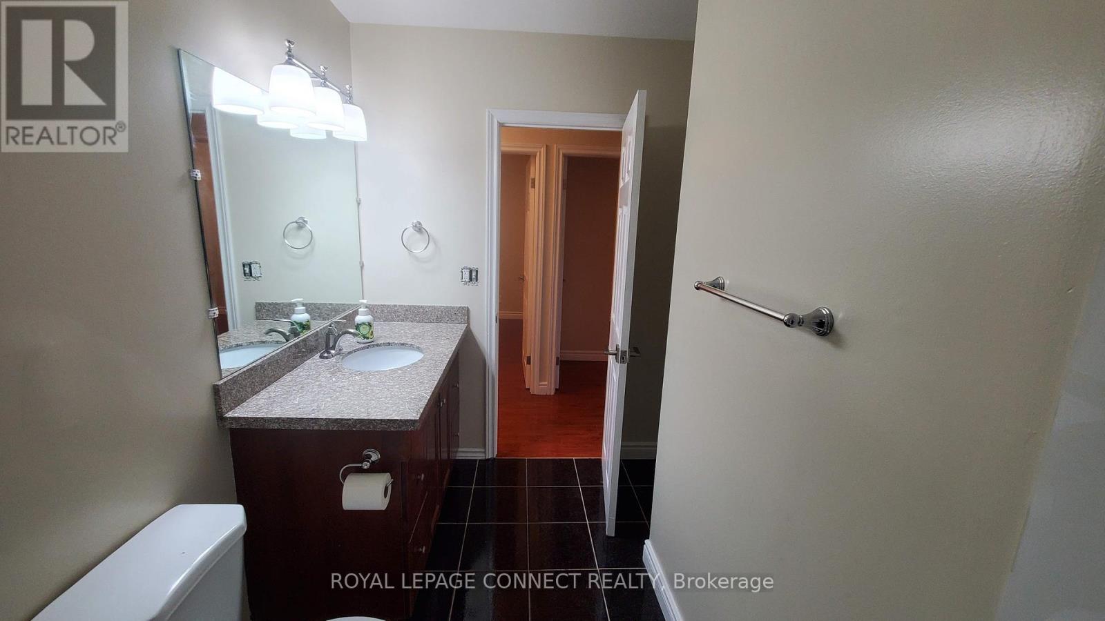 1206 Wakefield Crescent, Oshawa, Ontario  L1H 1V9 - Photo 10 - E12136547