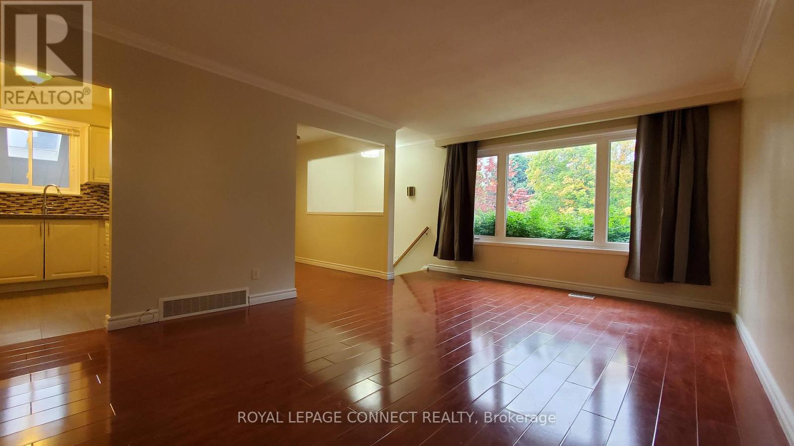 1206 Wakefield Crescent, Oshawa, Ontario  L1H 1V9 - Photo 5 - E12136547