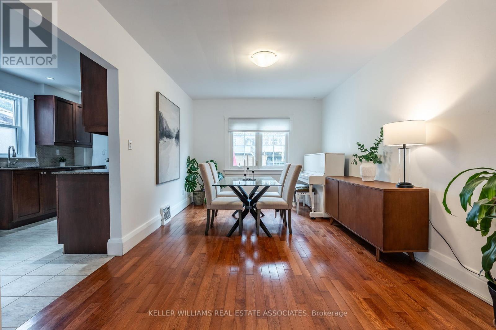 77 Harris Avenue, Toronto, Ontario  M4C 1P5 - Photo 10 - E12136717