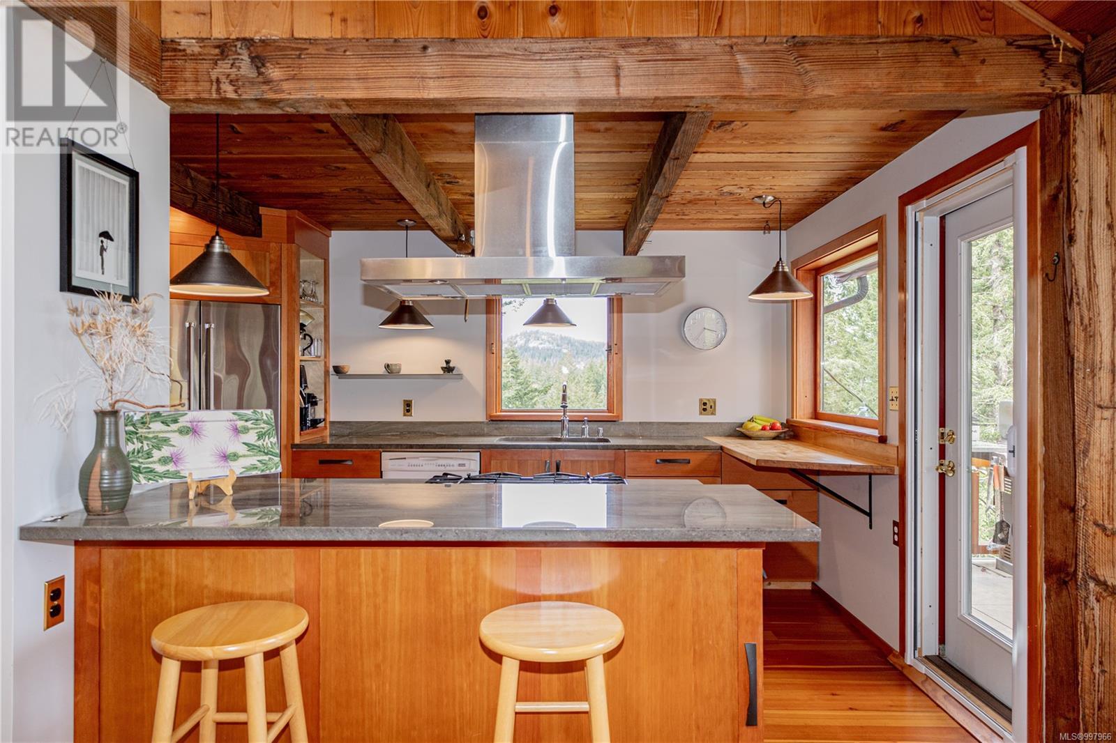 1821 Hyacinthe Bay Rd, Quadra Island, British Columbia  V0P 1H0 - Photo 26 - 997966