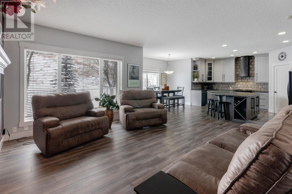 225 Gleneagles View, Cochrane, Alberta  T4C 2G5 - Photo 14 - A2218643