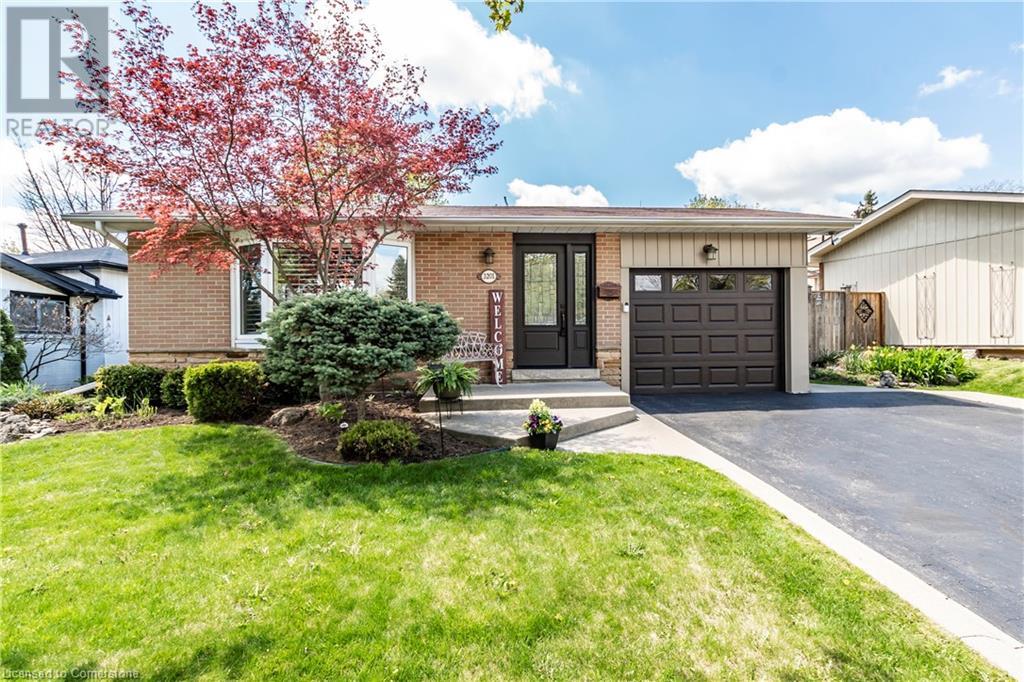 3201 Centennial Drive, Burlington, Ontario  L7M 1C3 - Photo 1 - 40726631