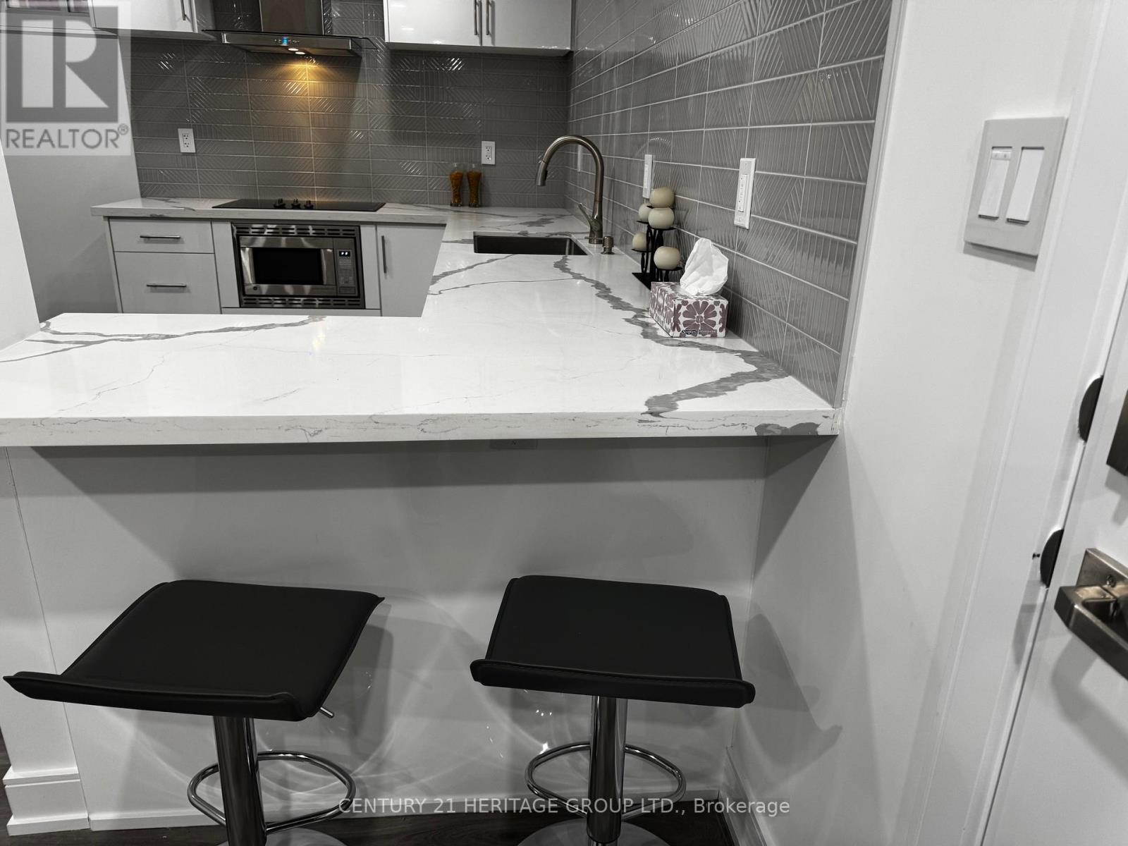 2 - 7 Larkfield Crescent, East Gwillimbury (Sharon), Ontario  L9N 0P7 - Photo 19 - N12136470