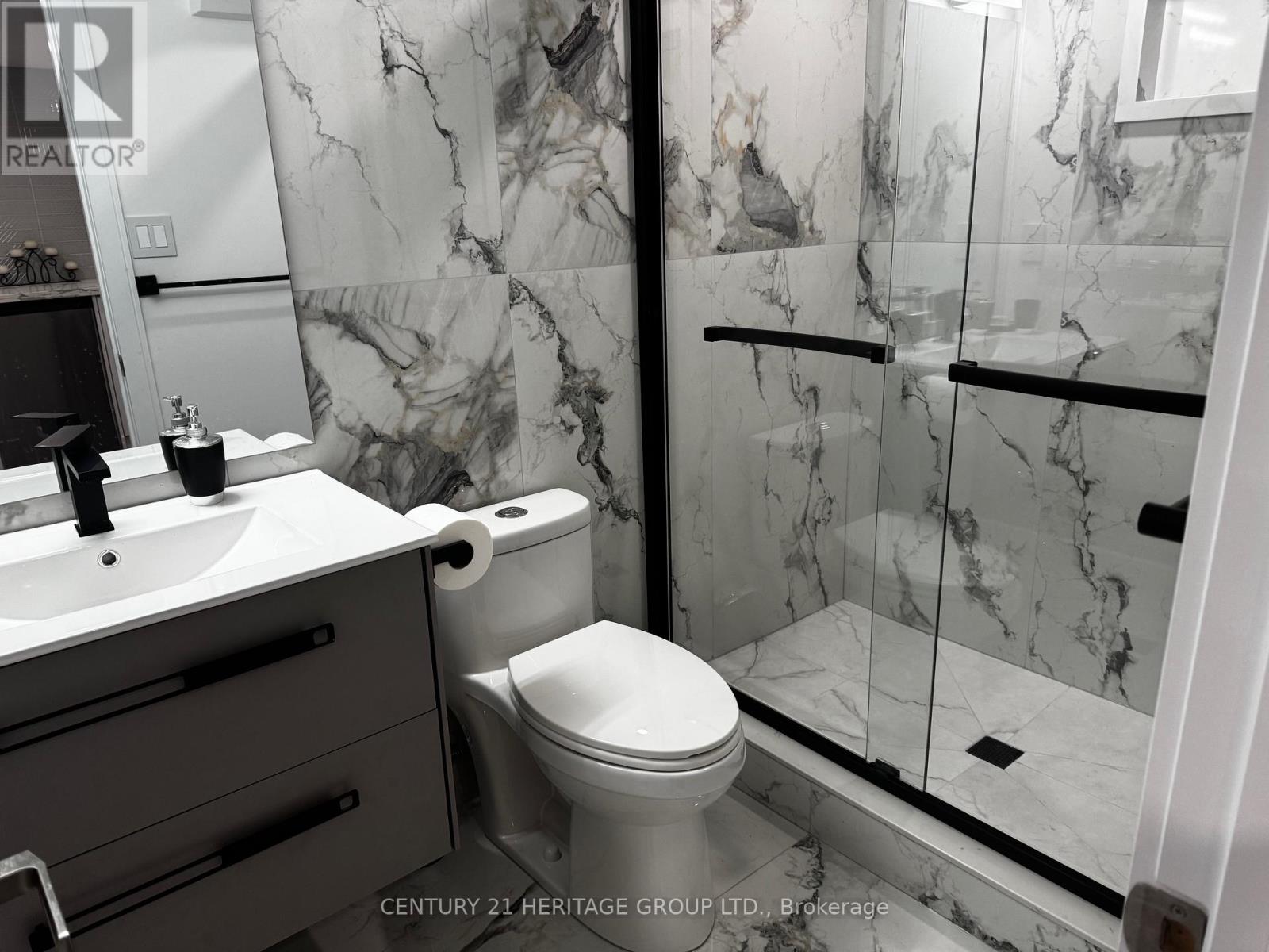 2 - 7 Larkfield Crescent, East Gwillimbury (Sharon), Ontario  L9N 0P7 - Photo 31 - N12136470