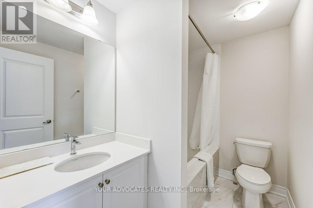 60 Drizzel Crescent, Richmond Hill, Ontario  L4E 1G8 - Photo 18 - N12136597