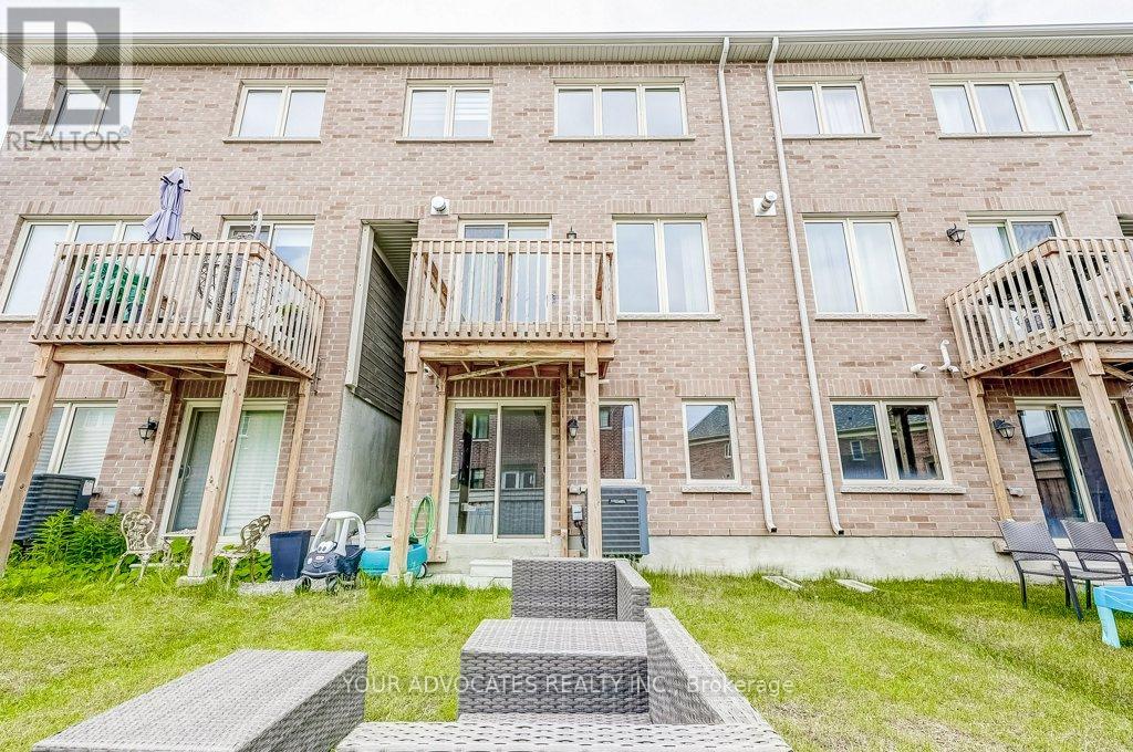 60 Drizzel Crescent, Richmond Hill, Ontario  L4E 1G8 - Photo 26 - N12136597