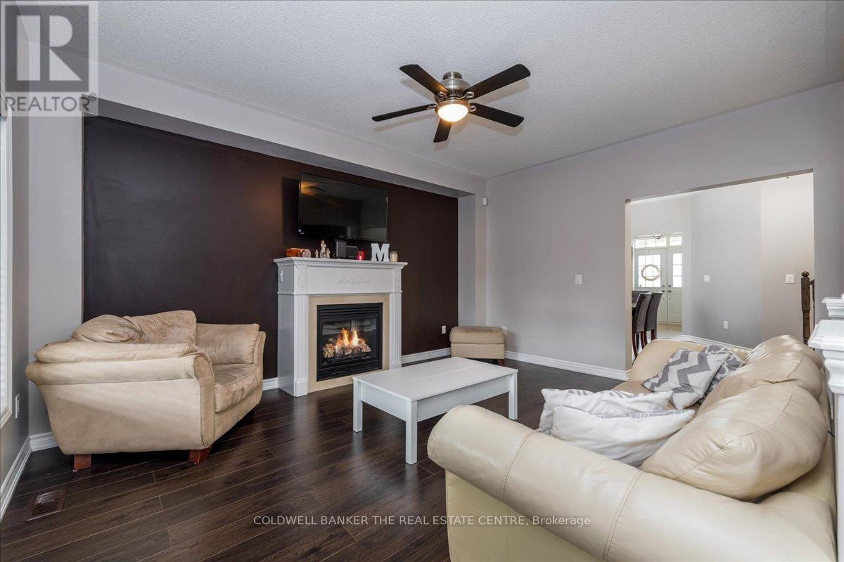 Property at 290 GREENWOOD DRIVE image 4