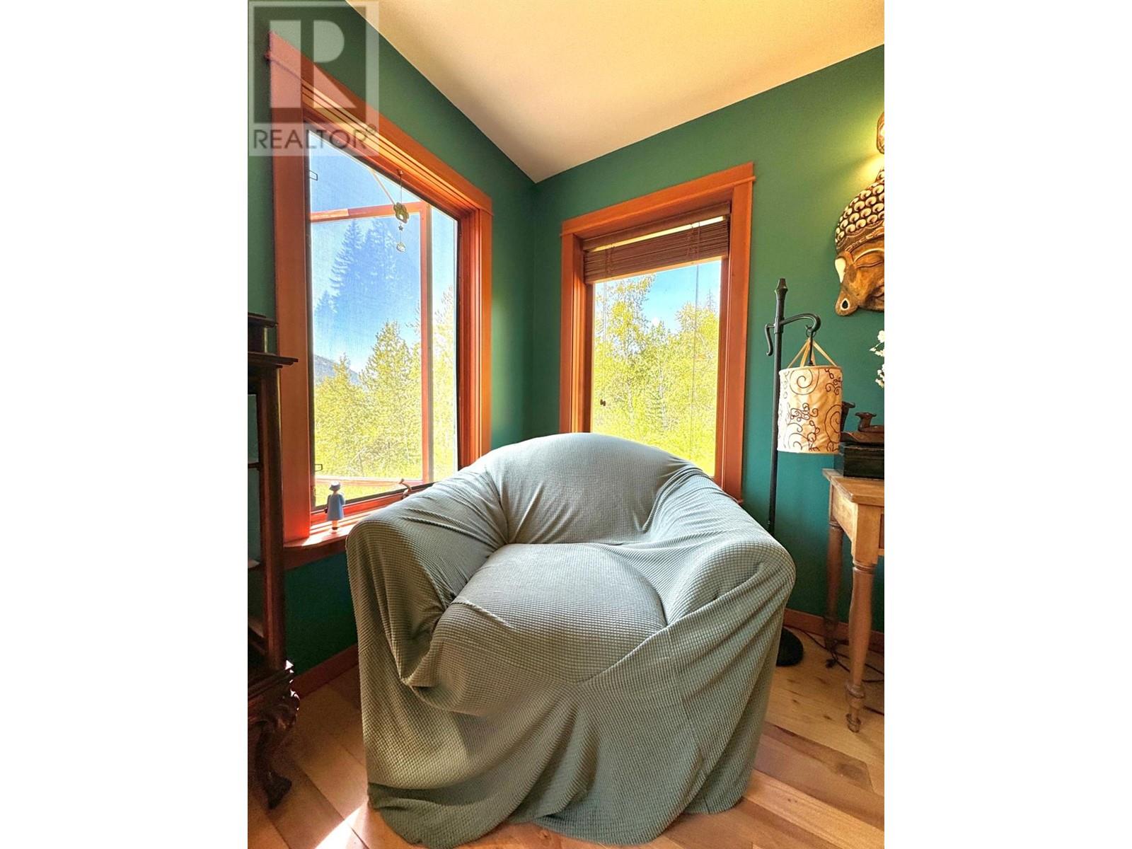 395 Boven Road, Nelson, British Columbia  V1L 6J1 - Photo 25 - 10347110