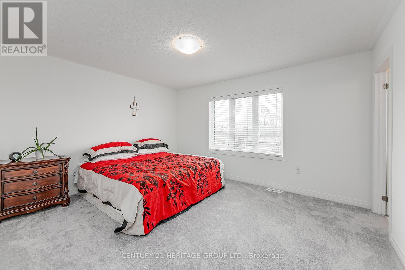 69 Kirkwood Way, Barrie, Ontario  L9J 0K7 - Photo 23 - S12136462