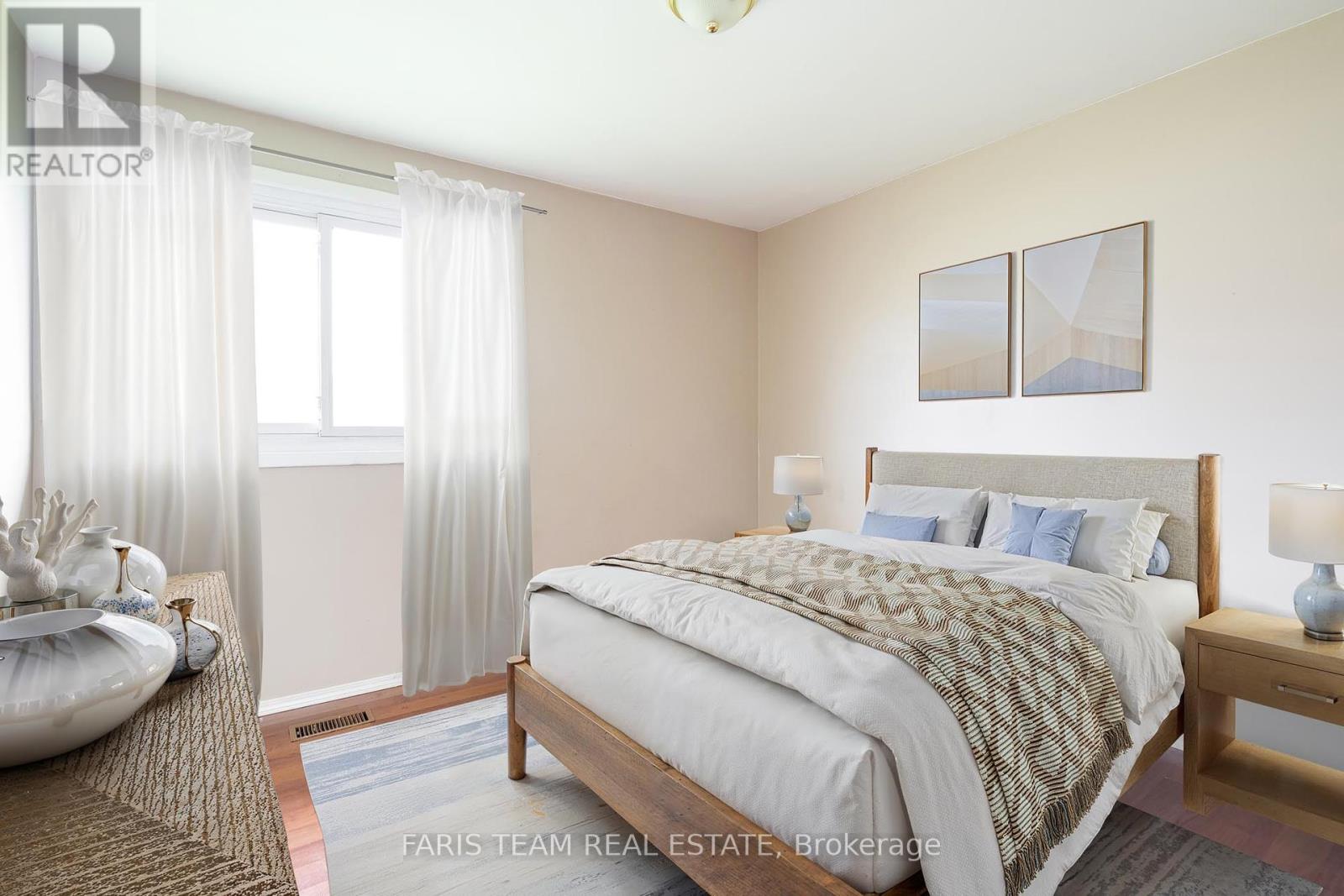7515 County Road 91, Clearview, Ontario  L0M 1S0 - Photo 11 - S12136517