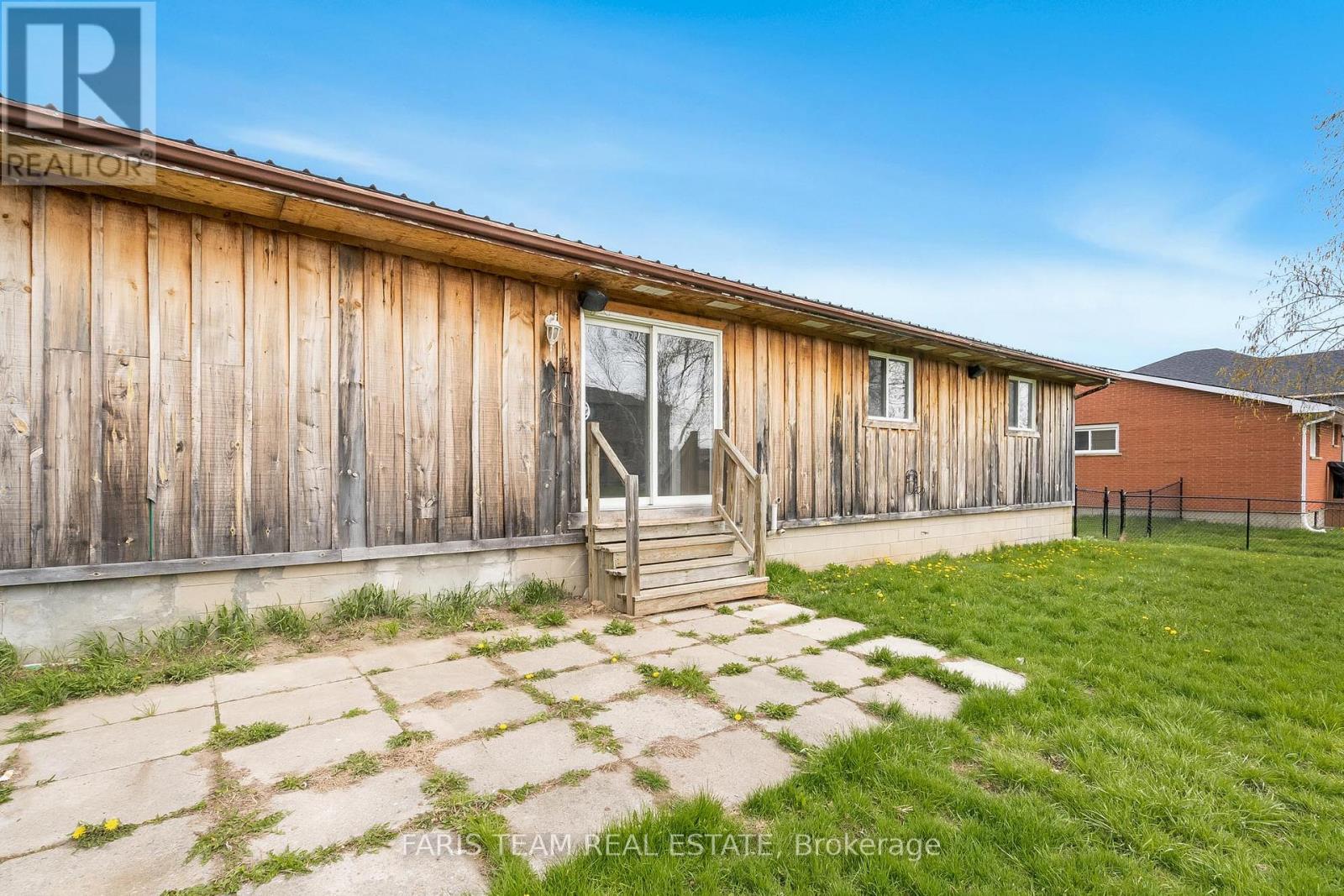 7515 County Road 91, Clearview, Ontario  L0M 1S0 - Photo 18 - S12136517