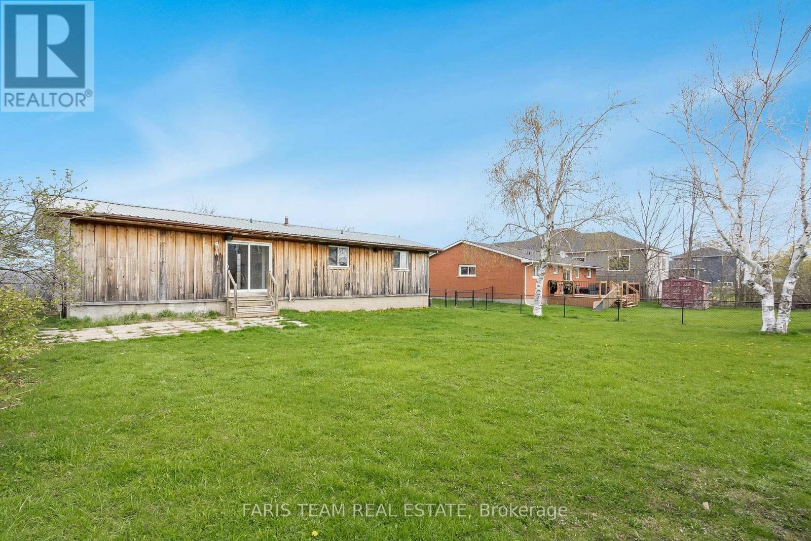7515 County Road 91, Clearview, Ontario  L0M 1S0 - Photo 20 - S12136517