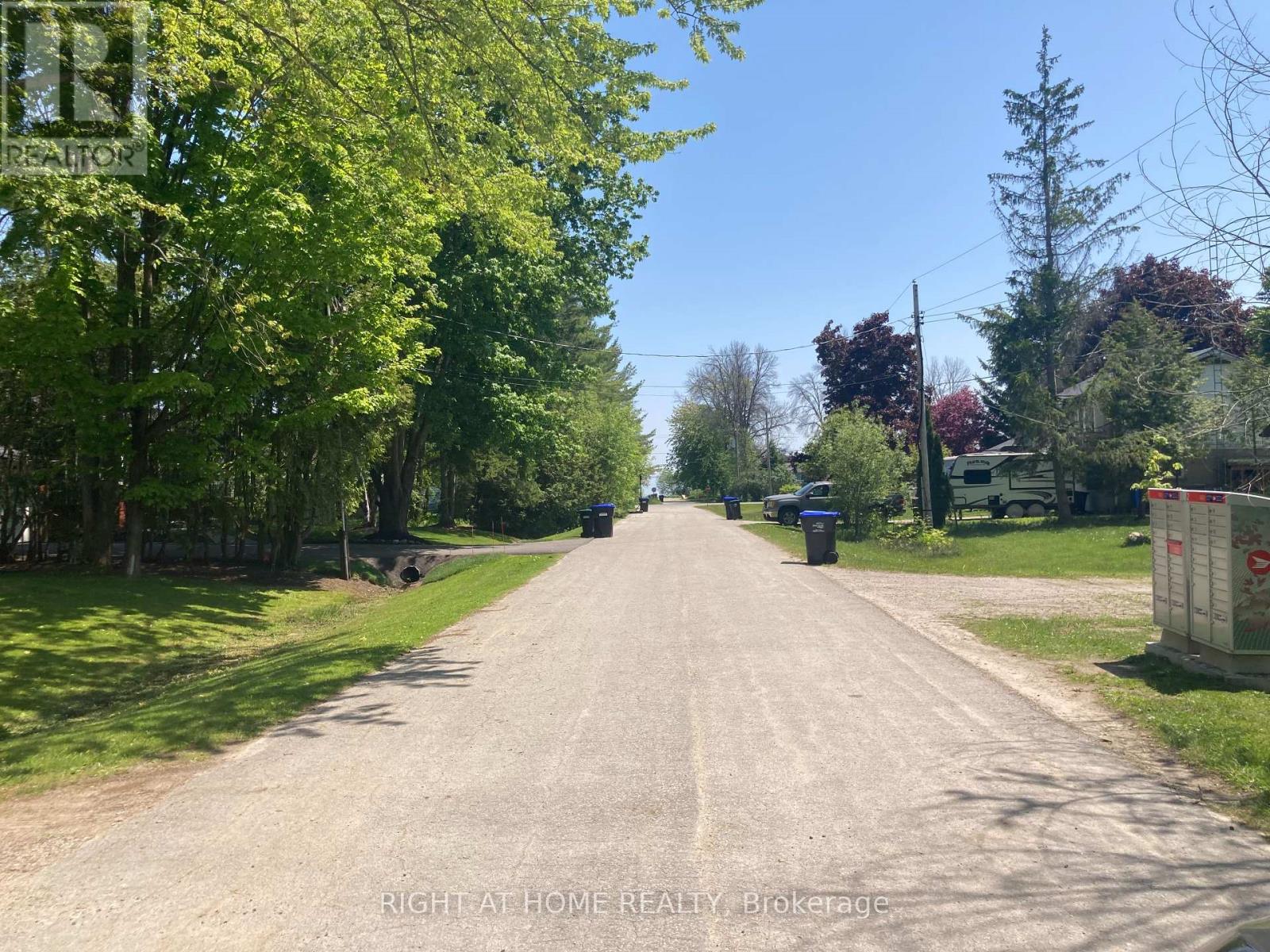 14 Barbara Avenue, Oro-Medonte, Ontario  L0L 2E0 - Photo 6 - S12136579