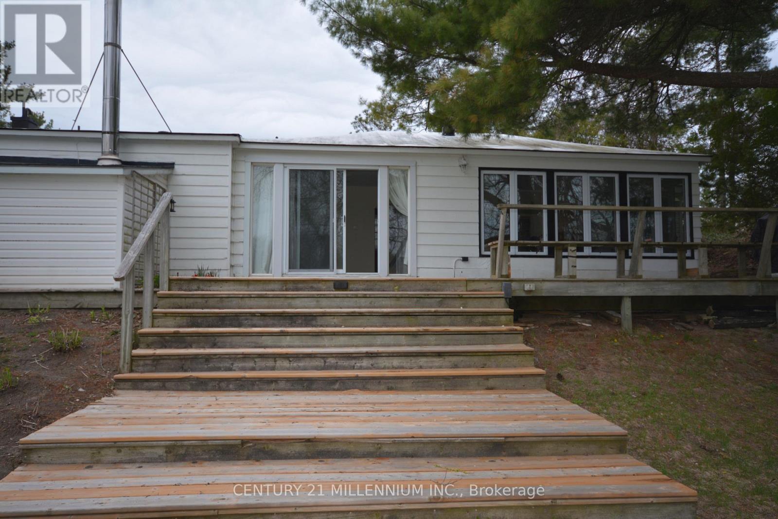 107 Old Mosley Street, Wasaga Beach, Ontario  L9Z 2J5 - Photo 18 - S12136741