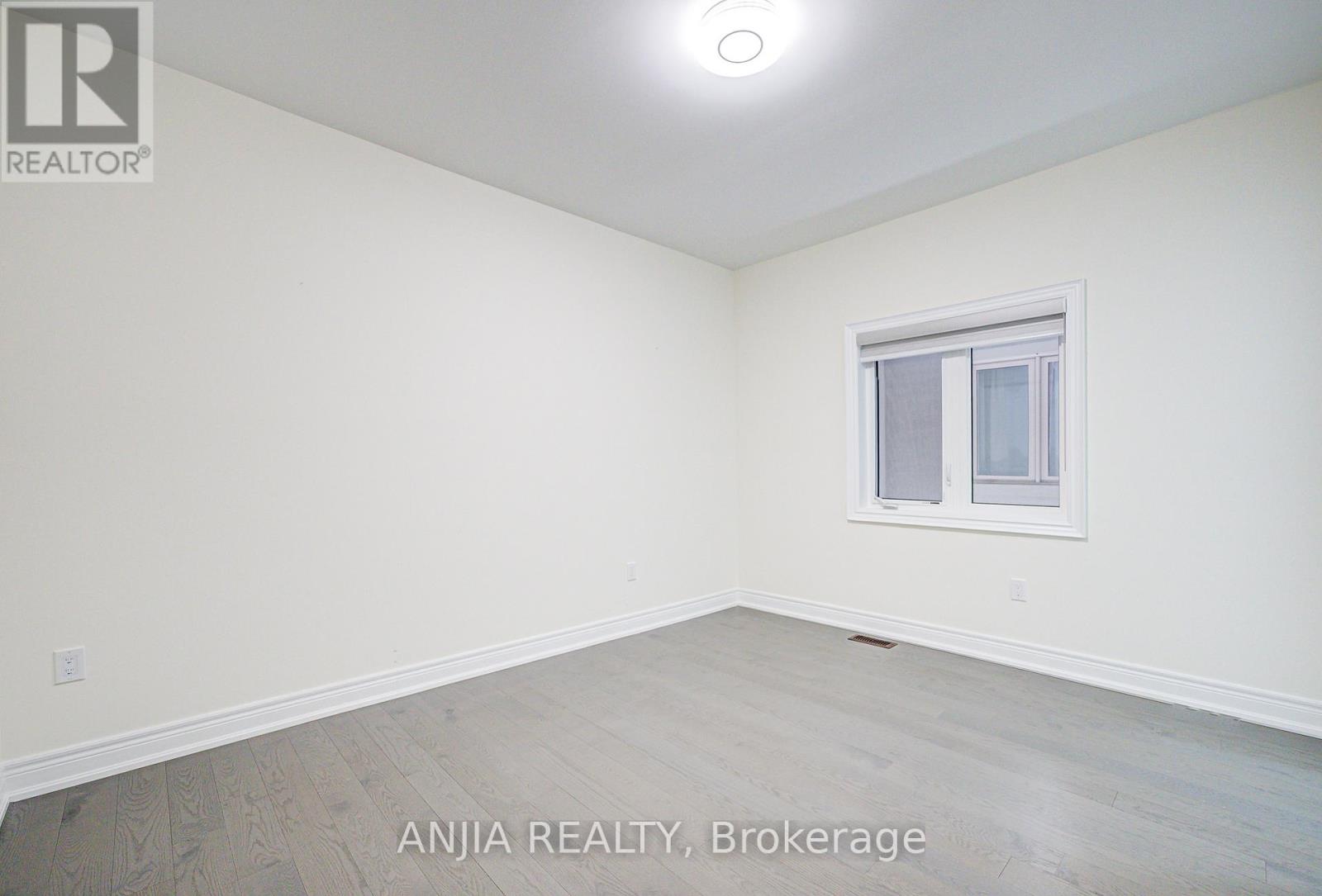 7 Fauchard Street, Richmond Hill, Ontario  L4E 1J6 - Photo 26 - N12133558