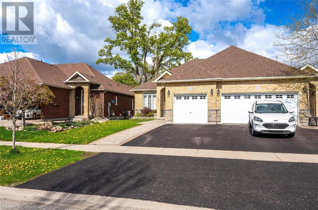 Property at 724 GARDEN COURT Crescent image 4