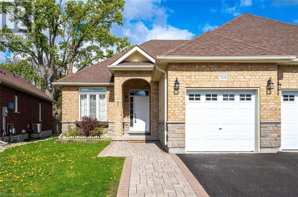 Property at 724 GARDEN COURT Crescent image 1