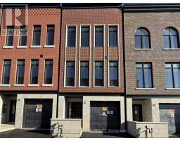31 CHESTNUT COURT, Aurora, Ontario