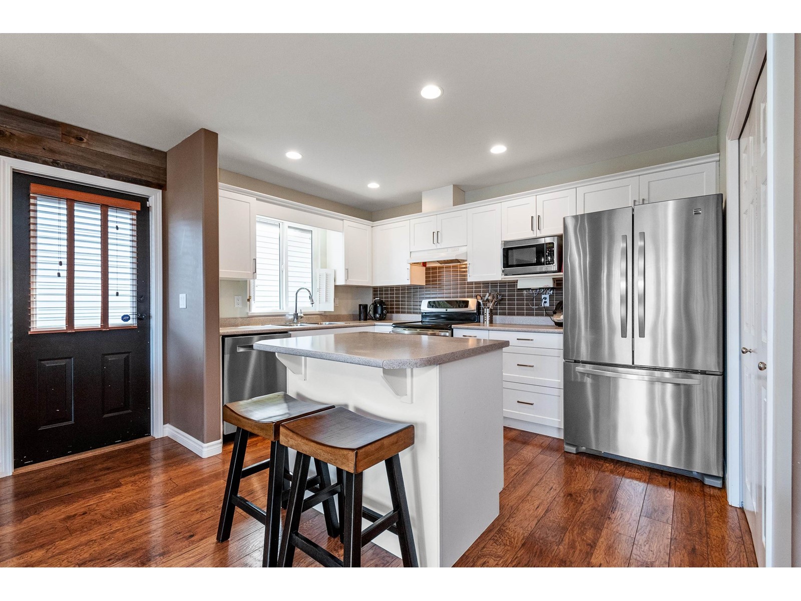 46346 Valleyview Road, Promontory, Chilliwack, British Columbia  V2R 5R9 - Photo 11 - R3000236