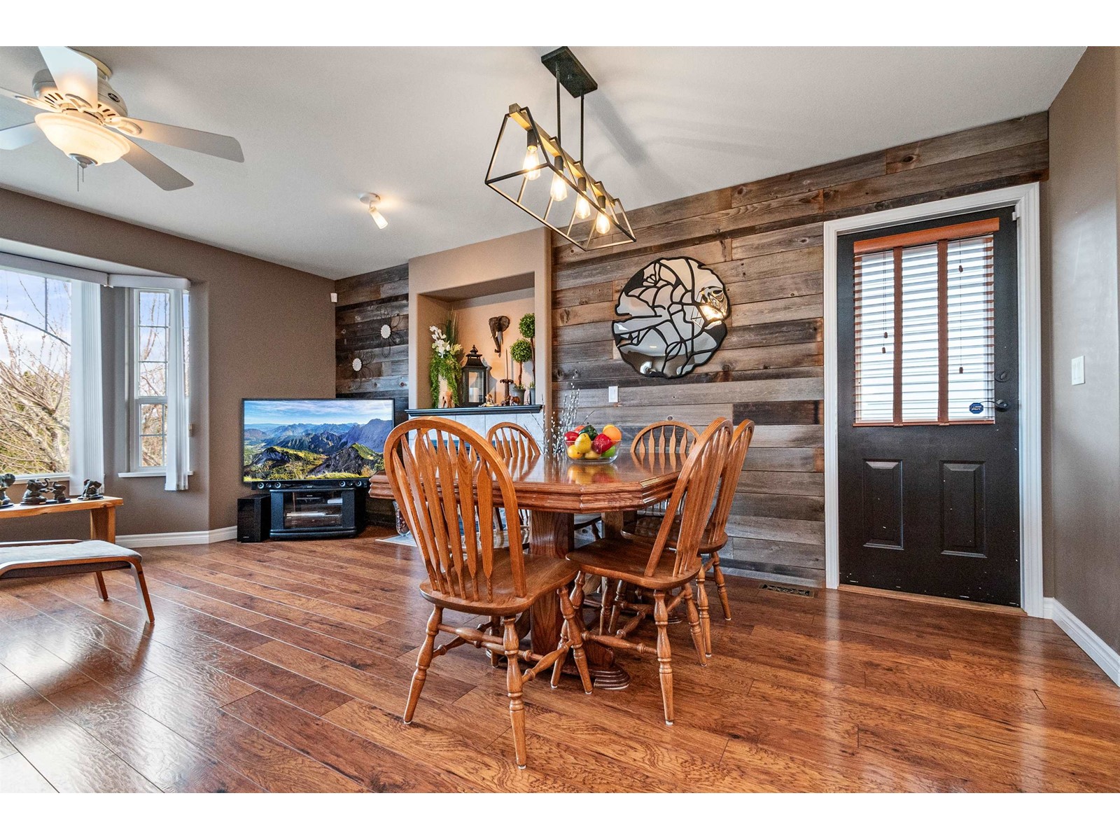 46346 Valleyview Road, Promontory, Chilliwack, British Columbia  V2R 5R9 - Photo 4 - R3000236