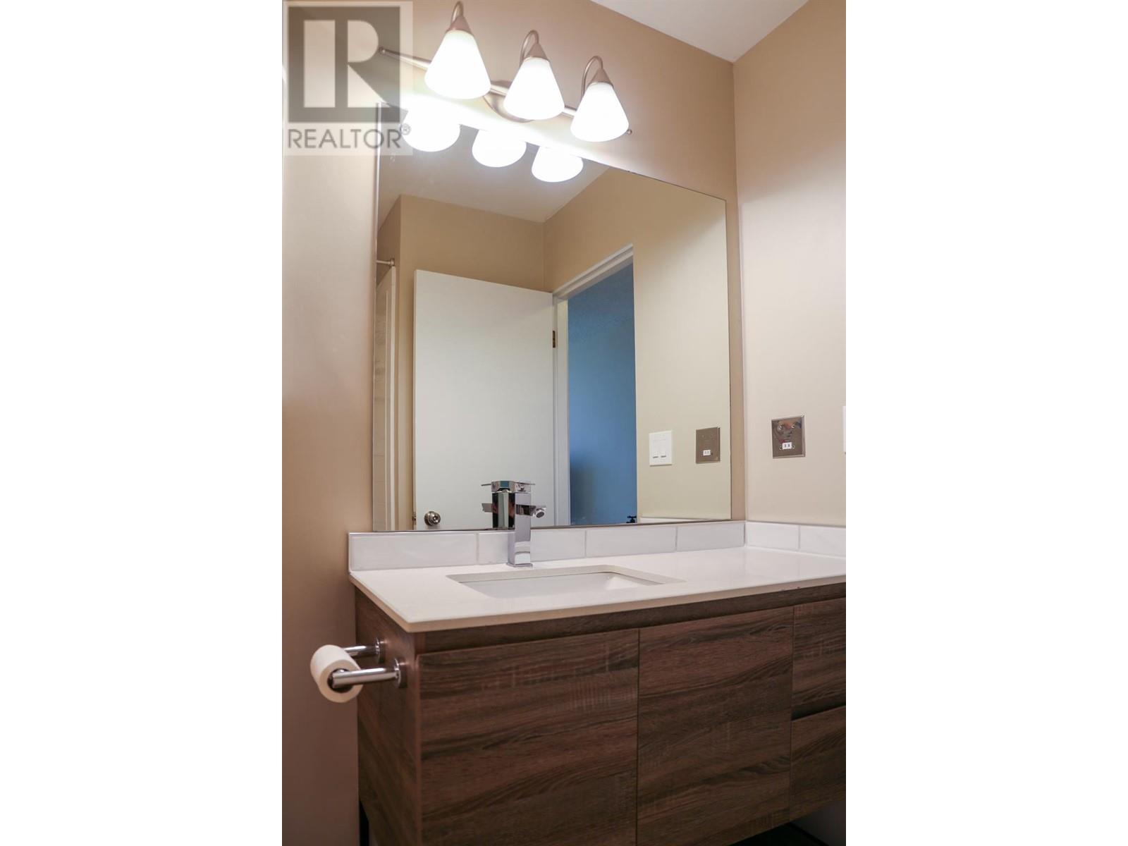 2336 Bossert Avenue, Kamloops, British Columbia  V2B 4V7 - Photo 9 - 10340243