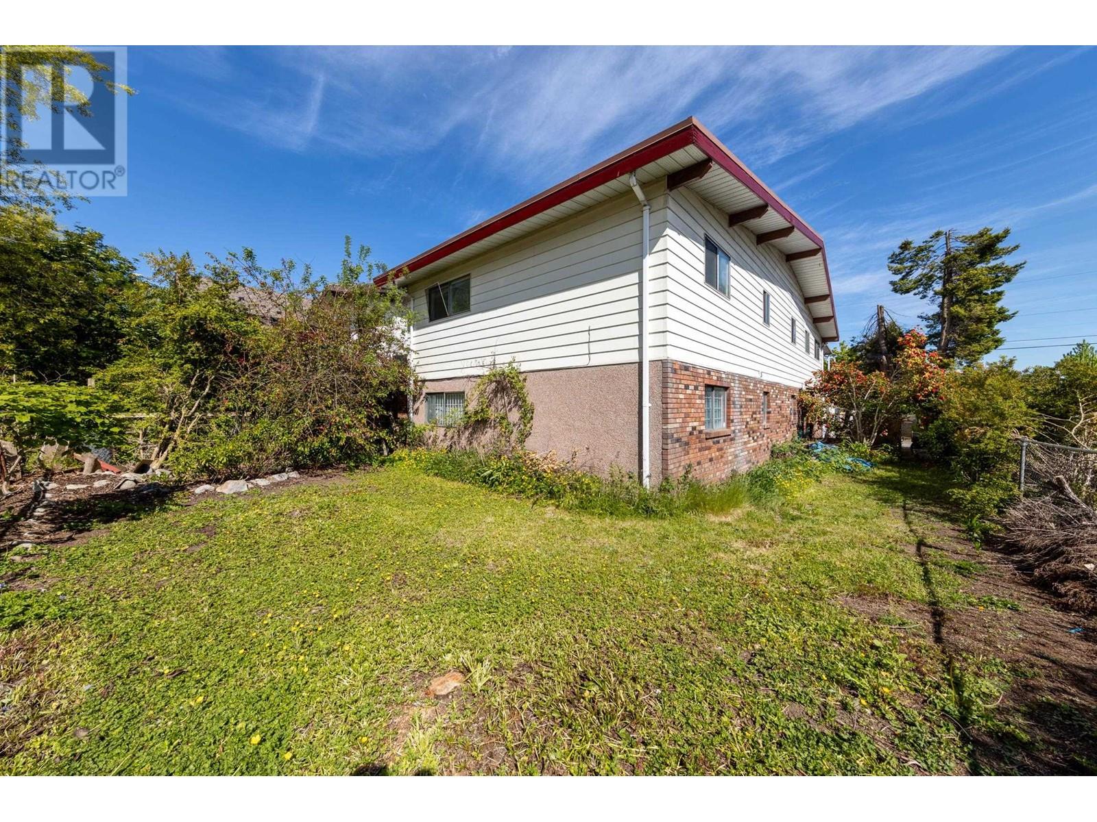 5591 Clarendon Street, Vancouver, British Columbia  V5R 3K1 - Photo 14 - R2977932