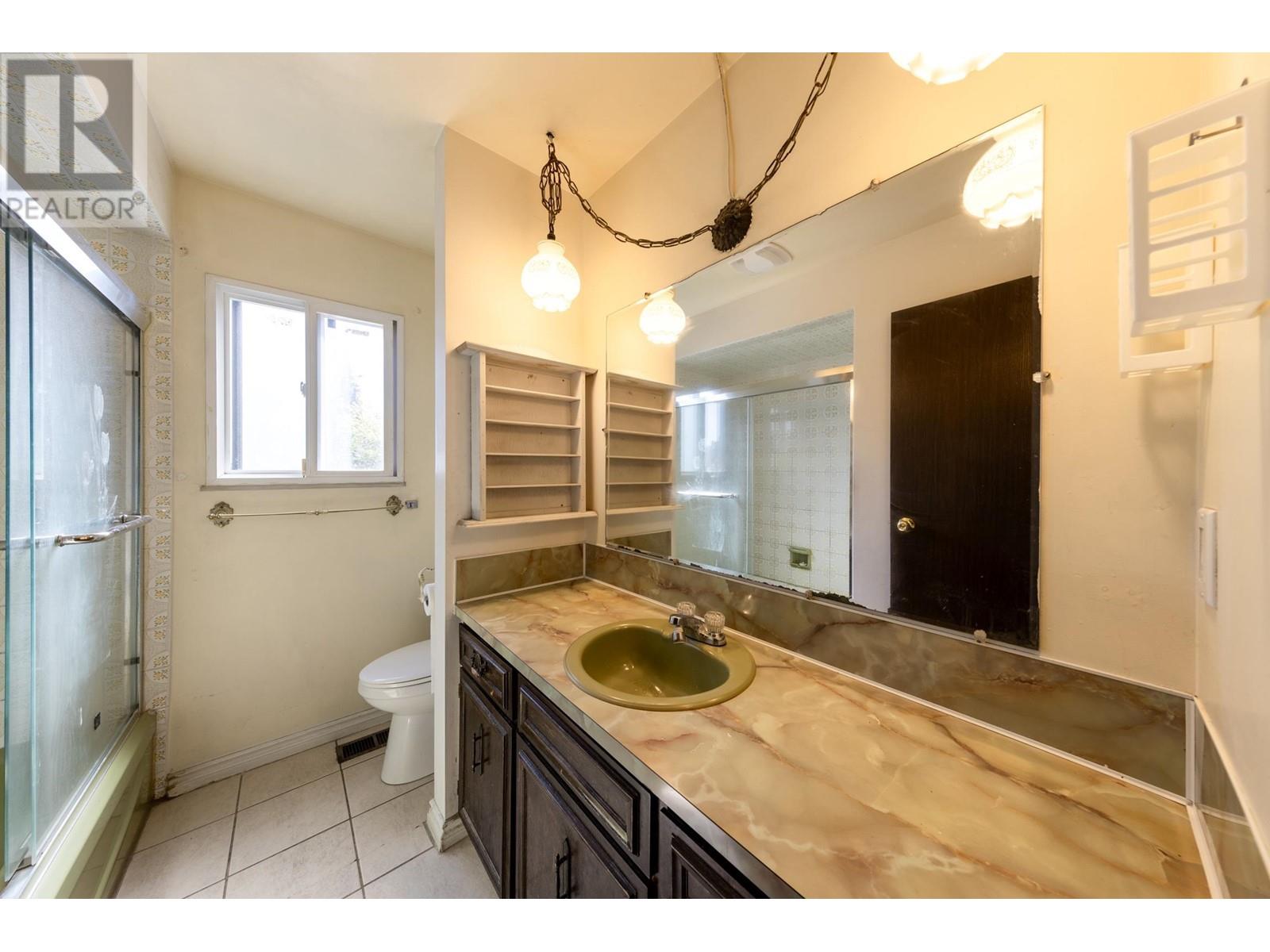 5591 Clarendon Street, Vancouver, British Columbia  V5R 3K1 - Photo 12 - R2977932