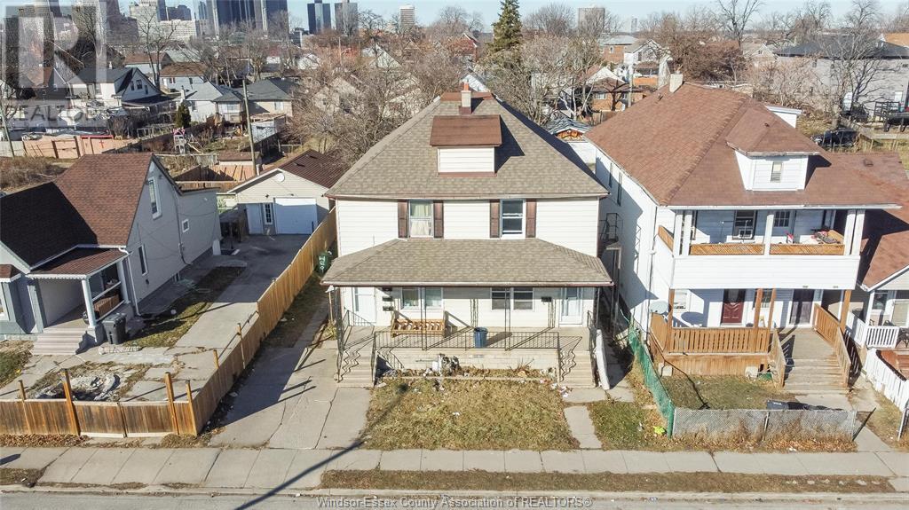 Property at 756 BRANT STREET image 1