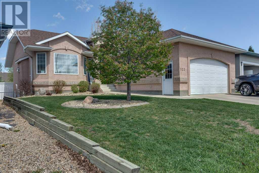 123 Ammeter Close, red deer, Alberta