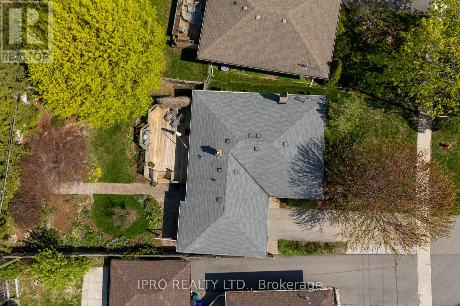Property at 107 PRINCE CHARLES DRIVE image 4