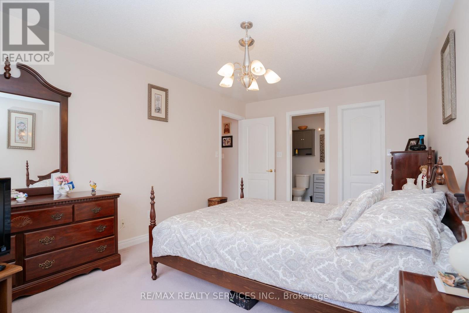 195 Van Scott Drive, Brampton, Ontario  L7A 1V2 - Photo 21 - W12136518