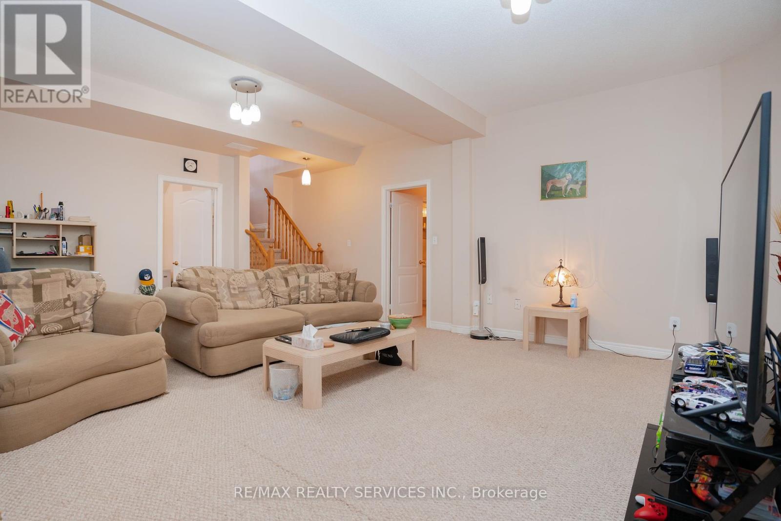 195 Van Scott Drive, Brampton, Ontario  L7A 1V2 - Photo 28 - W12136518