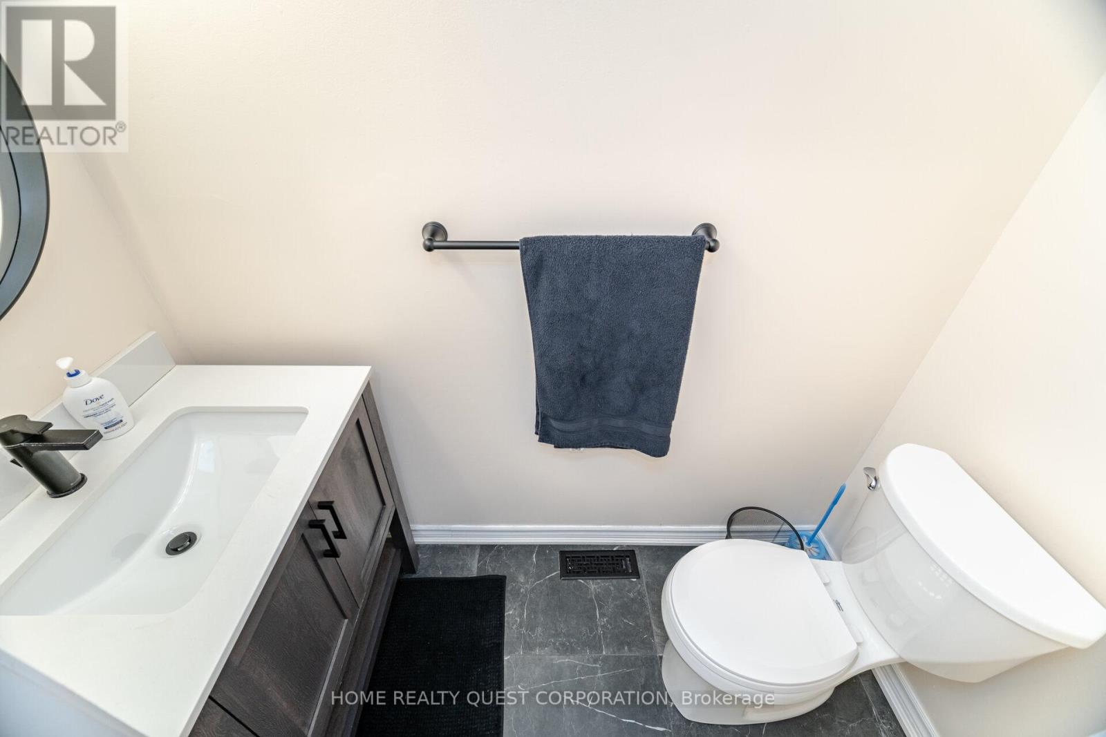 1322 Mowat Lane, Milton, Ontario  L9T 6C2 - Photo 17 - W12136529