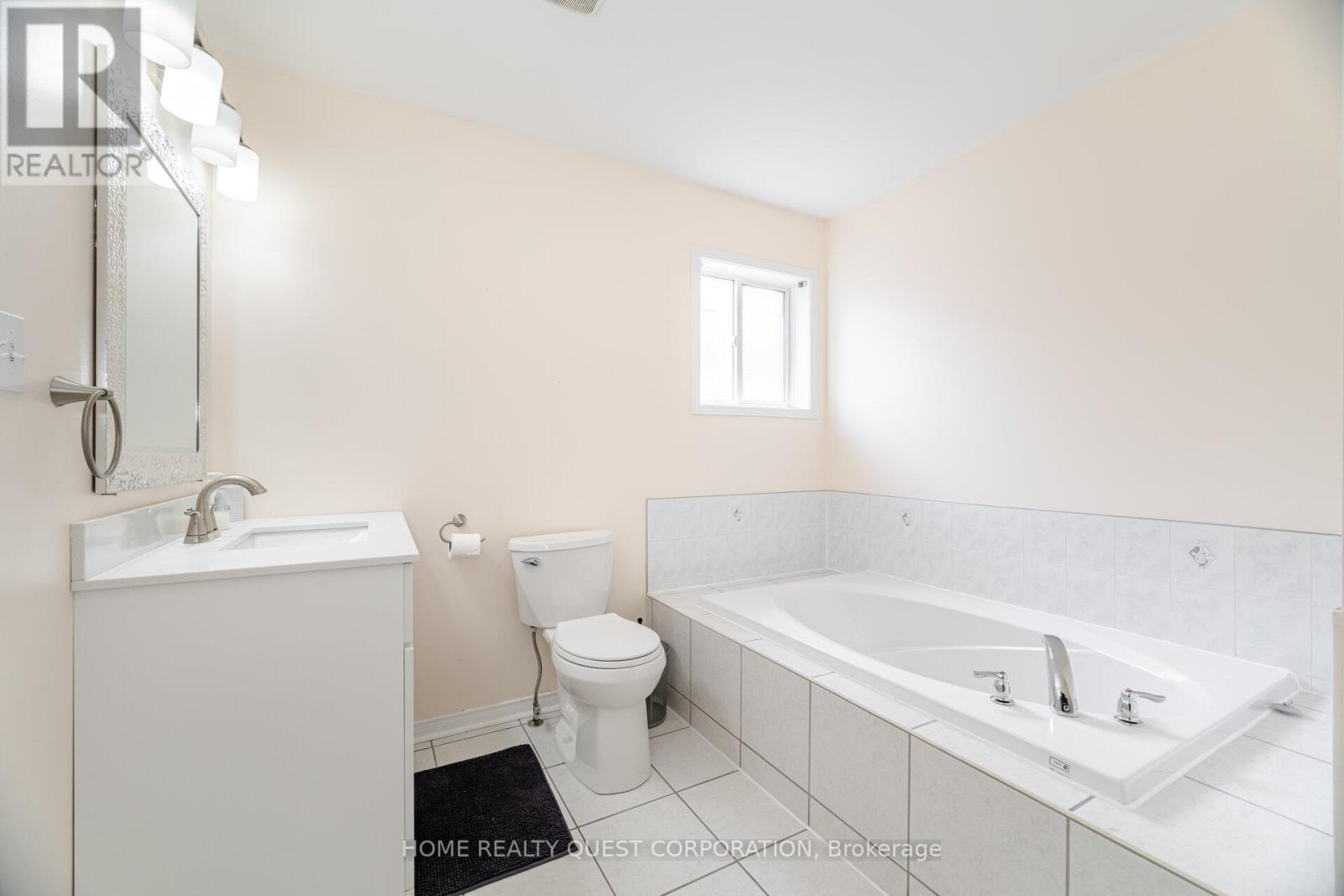 1322 Mowat Lane, Milton, Ontario  L9T 6C2 - Photo 21 - W12136529