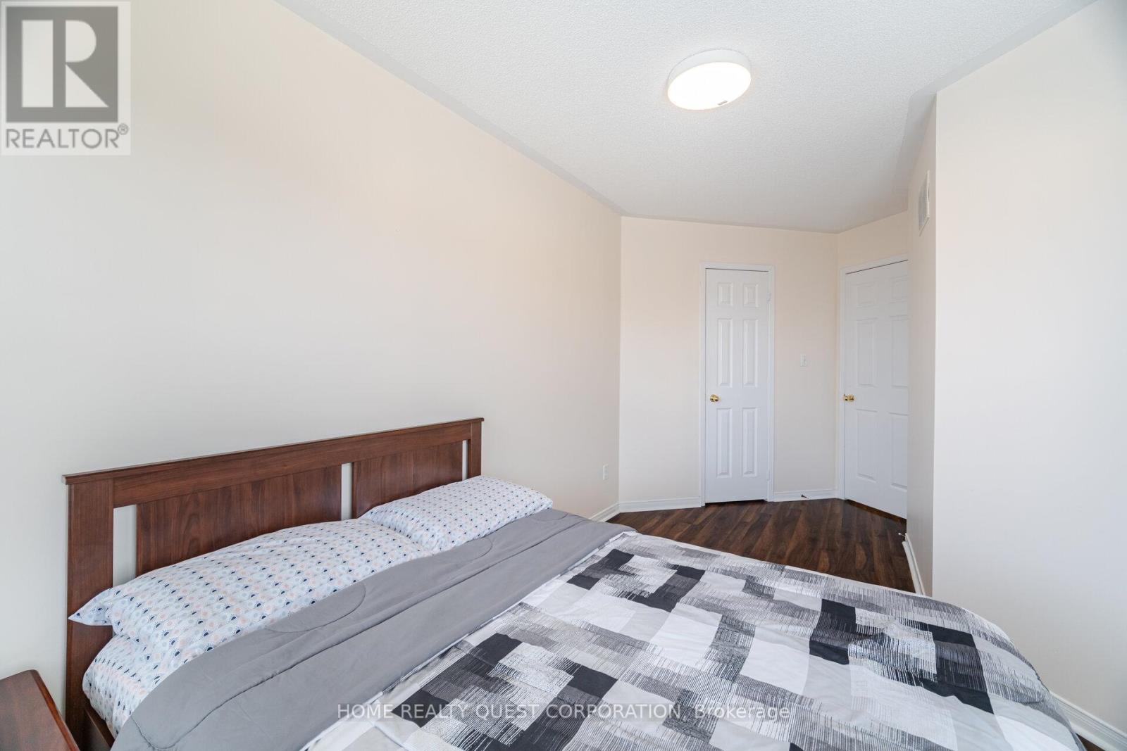 1322 Mowat Lane, Milton, Ontario  L9T 6C2 - Photo 27 - W12136529