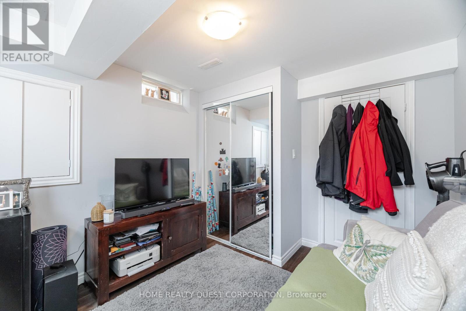 1322 Mowat Lane, Milton, Ontario  L9T 6C2 - Photo 37 - W12136529