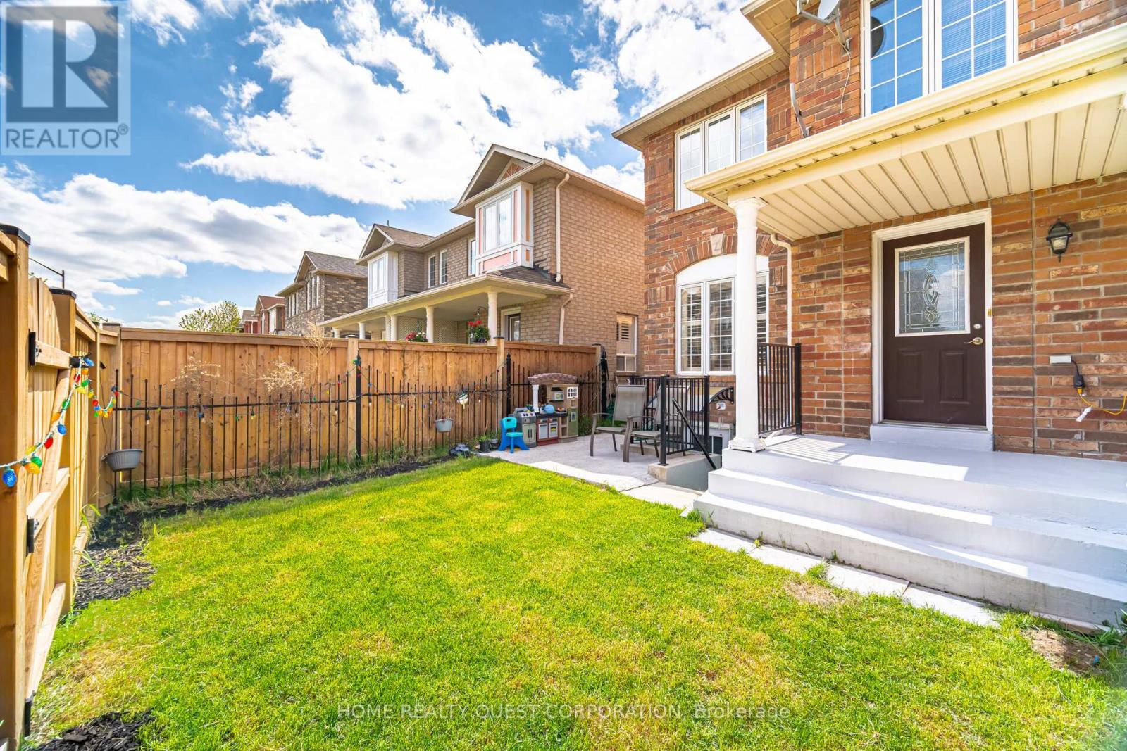 1322 Mowat Lane, Milton, Ontario  L9T 6C2 - Photo 43 - W12136529